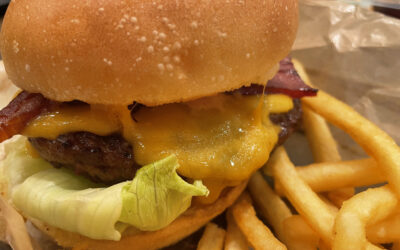 J.S. BURGERS CAFE 立川｜ららぽーとで味わう極上ベーコンチーズバーガー